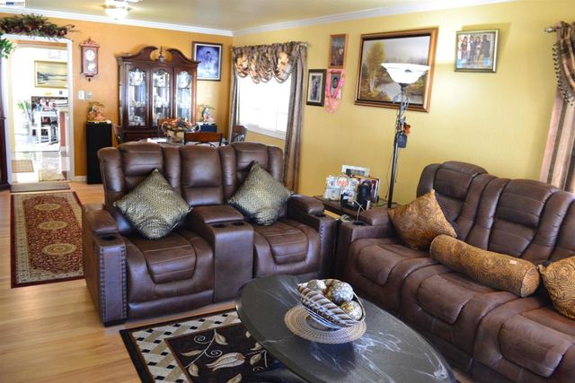 27093 Lemay Way, Hayward, CA 94544