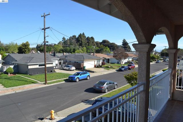 27093 Lemay Way, Hayward, CA 94544