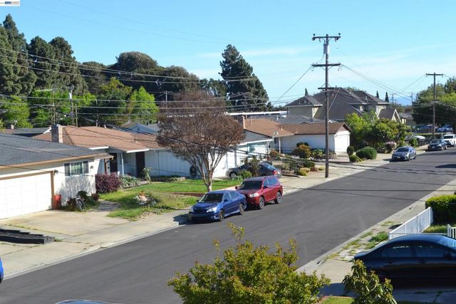 27093 Lemay Way, Hayward, CA 94544