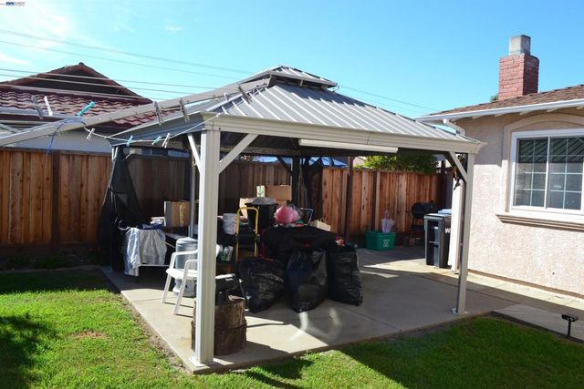 27093 Lemay Way, Hayward, CA 94544