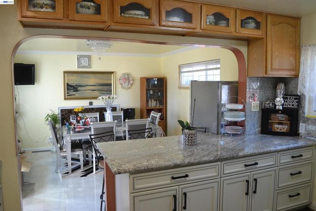 27093 Lemay Way, Hayward, CA 94544