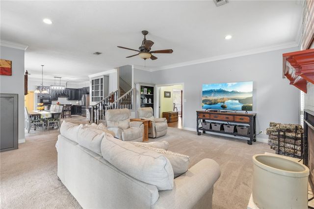 3905 N briarwood Drive, Brenham, TX 77833
