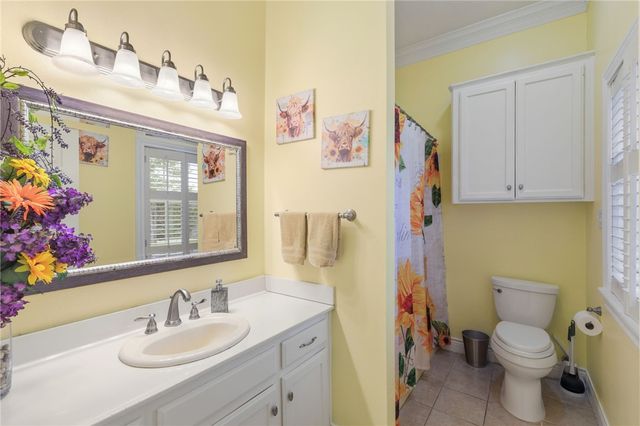3905 N briarwood Drive, Brenham, TX 77833