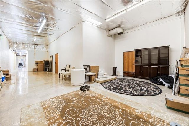2320 Cotner, Los Angeles, CA 90064