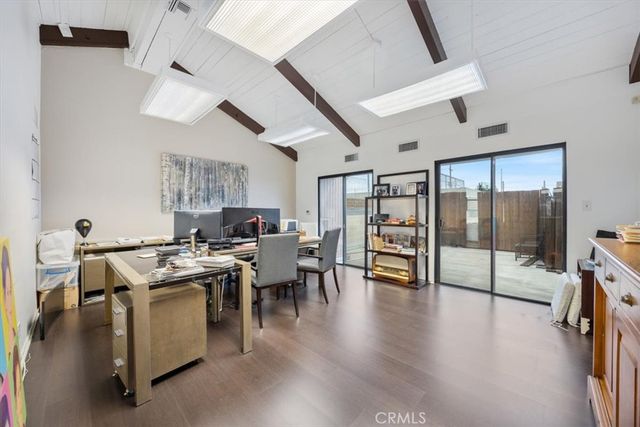 2320 Cotner, Los Angeles, CA 90064