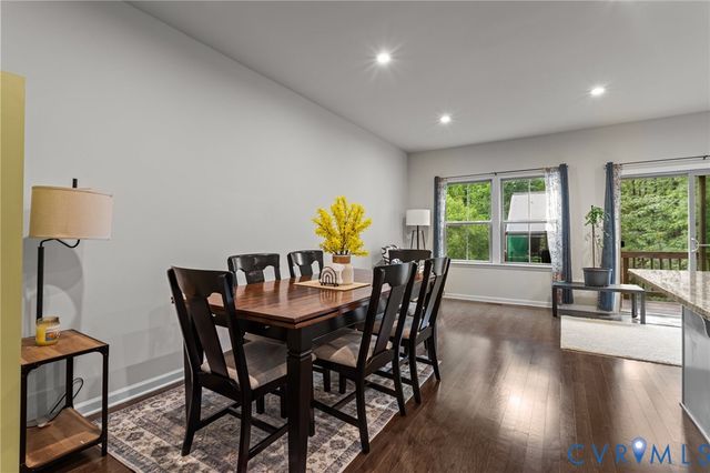 7905 Wistar Woods Ct, Richmond, VA 23228