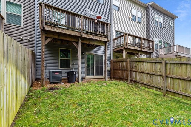 7905 Wistar Woods Ct, Richmond, VA 23228