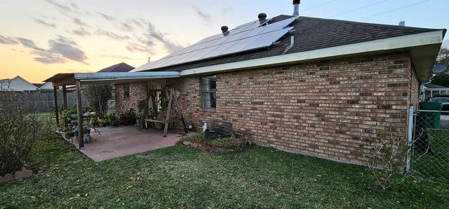 613 Parkside Dr, Thibodaux, LA 70301