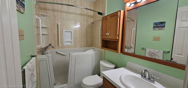 613 Parkside Dr, Thibodaux, LA 70301