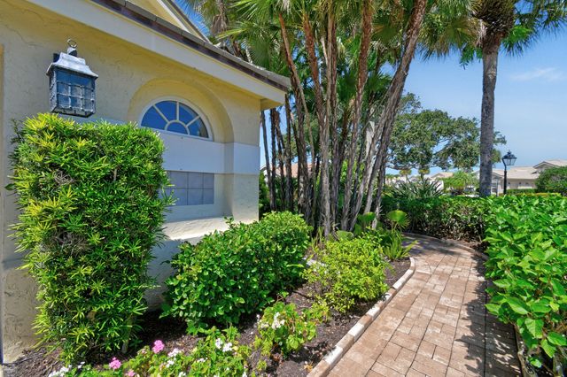 3770 Shearwater Drive, Jupiter, FL 33477