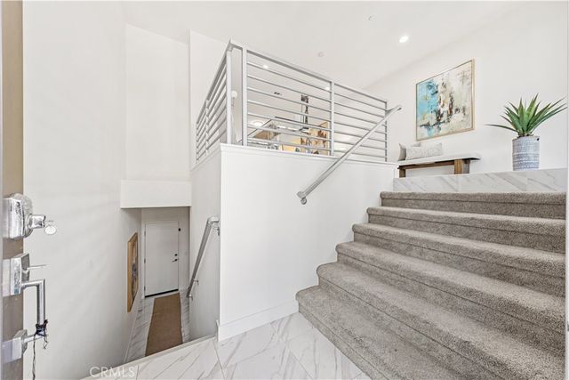 248 Rockefeller, Irvine, CA 92612