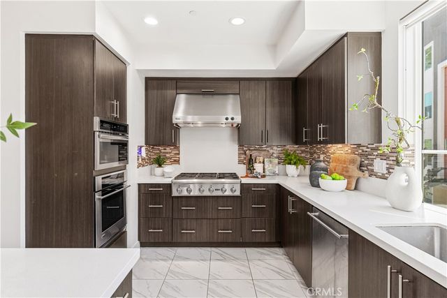 248 Rockefeller, Irvine, CA 92612