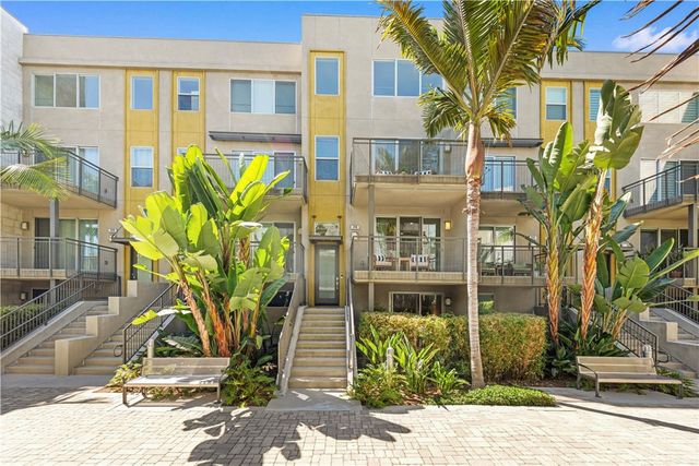 248 Rockefeller, Irvine, CA 92612