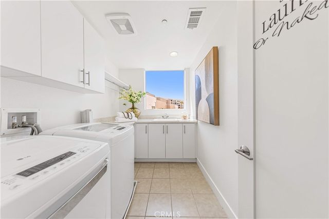 248 Rockefeller, Irvine, CA 92612
