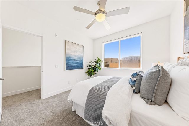 248 Rockefeller, Irvine, CA 92612