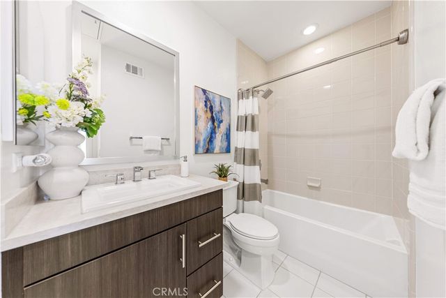 248 Rockefeller, Irvine, CA 92612
