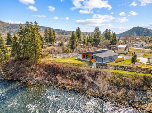 34 Steelhead Lane, Dryden, WA 98821