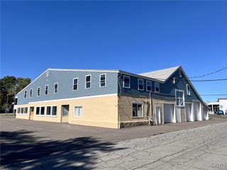 1800 Brewerton Road, Salina, NY 13211