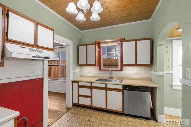 836 W Whitman, Pocatello, ID 83204