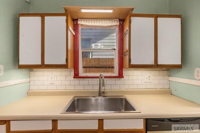 836 W Whitman, Pocatello, ID 83204