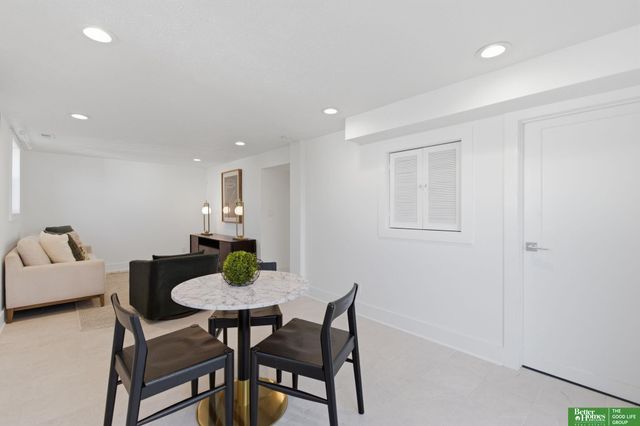 3618 Barretts Drive, Bellevue, NE 68147