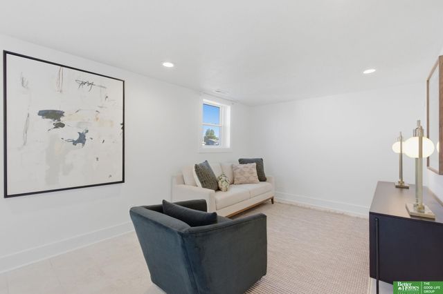 3618 Barretts Drive, Bellevue, NE 68147