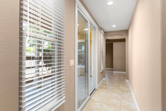 1700 Markdale Ln, Lincoln, CA 95648
