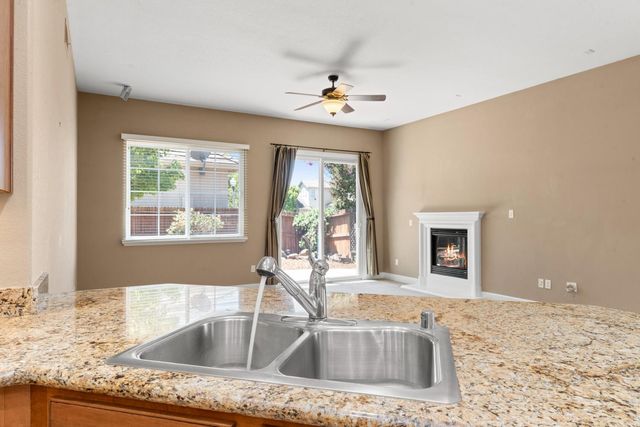 1700 Markdale Ln, Lincoln, CA 95648
