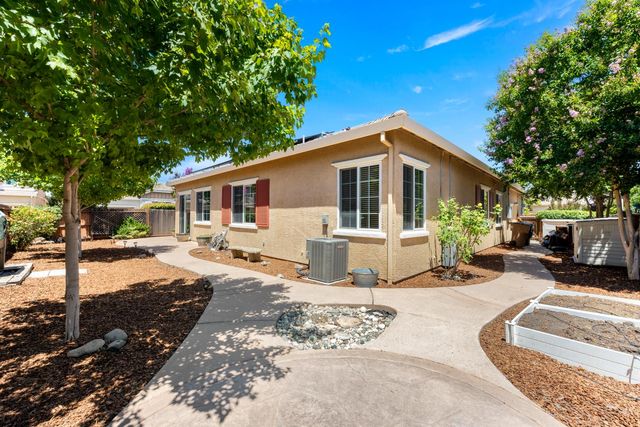 1700 Markdale Ln, Lincoln, CA 95648