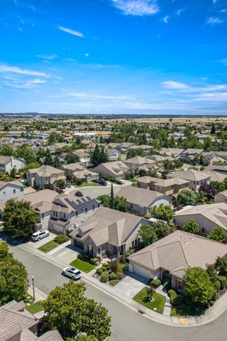 1700 Markdale Ln, Lincoln, CA 95648