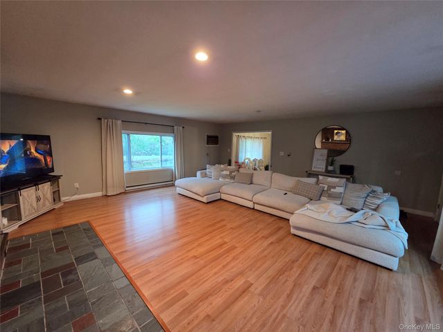 14 Andrew Paye Road, Pond Eddy, NY 12770