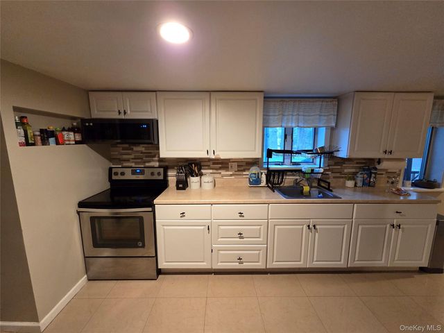 14 Andrew Paye Road, Pond Eddy, NY 12770