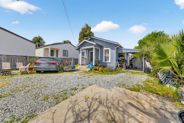 419 Barson Street, Santa Cruz, CA 95060
