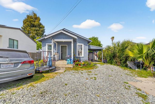419 Barson Street, Santa Cruz, CA 95060