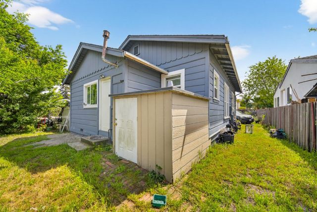 419 Barson Street, Santa Cruz, CA 95060