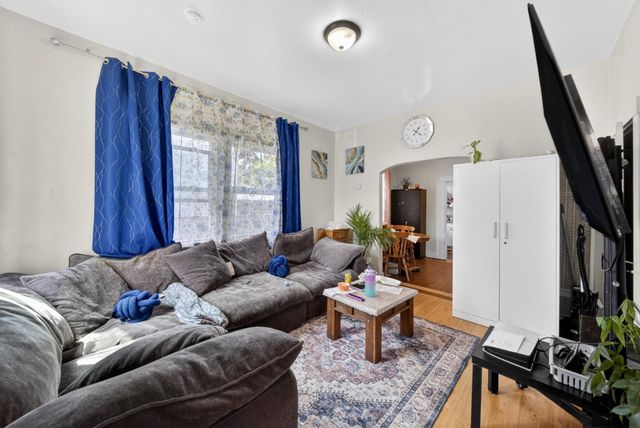 419 Barson Street, Santa Cruz, CA 95060