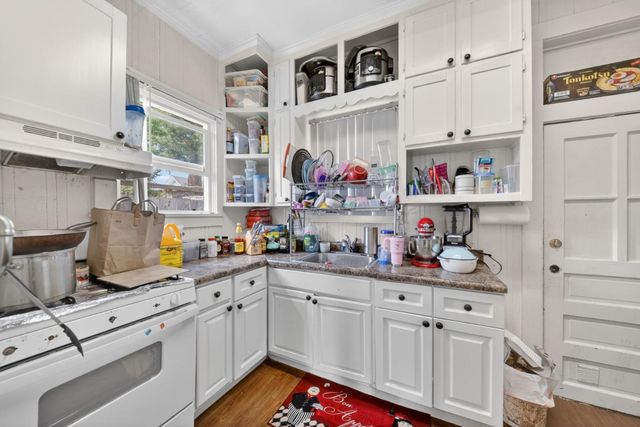 419 Barson Street, Santa Cruz, CA 95060