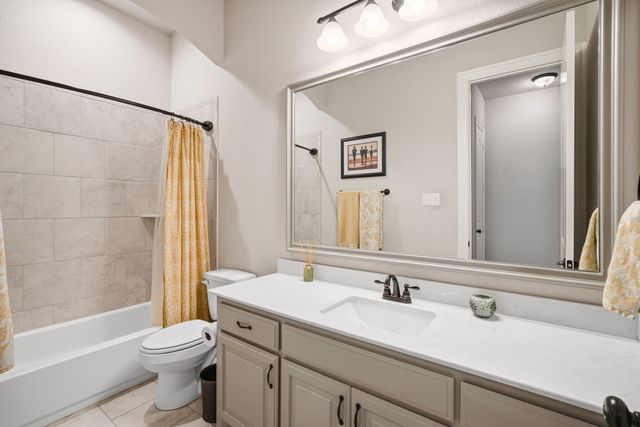 134 Water Garden Drive, Waxahachie, TX 75165