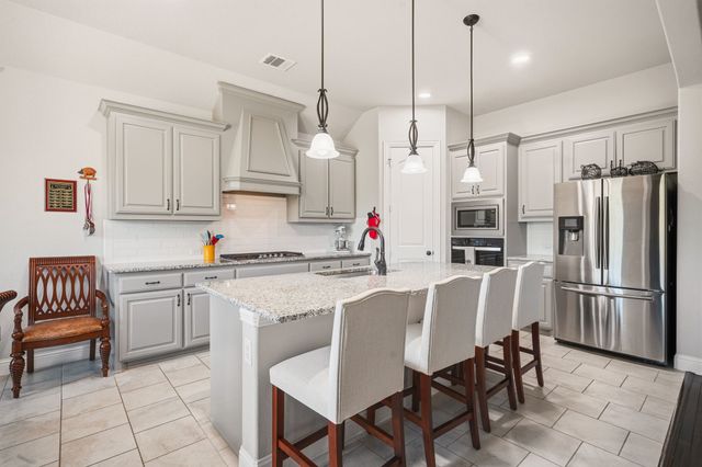 134 Water Garden Drive, Waxahachie, TX 75165
