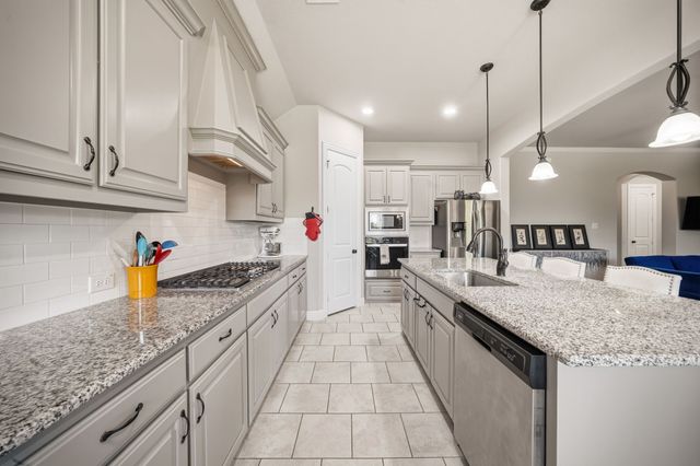 134 Water Garden Drive, Waxahachie, TX 75165
