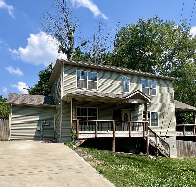 163 Plum St, Clarksville, TN 37042