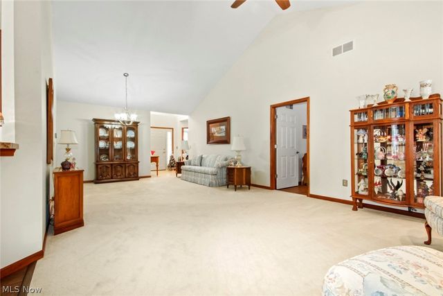 1186 Orchard Bend Drive, Salem, OH 44460