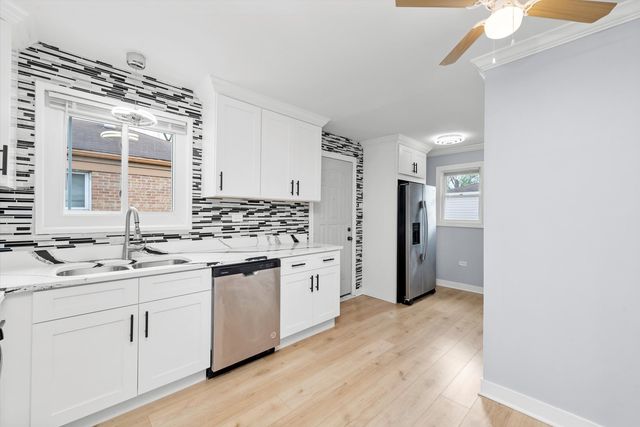 14728 Kenwood Avenue, Dolton, IL 60419