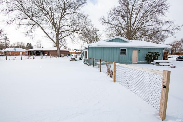 56044 Wynnewood Drive, Osceola, IN 46561