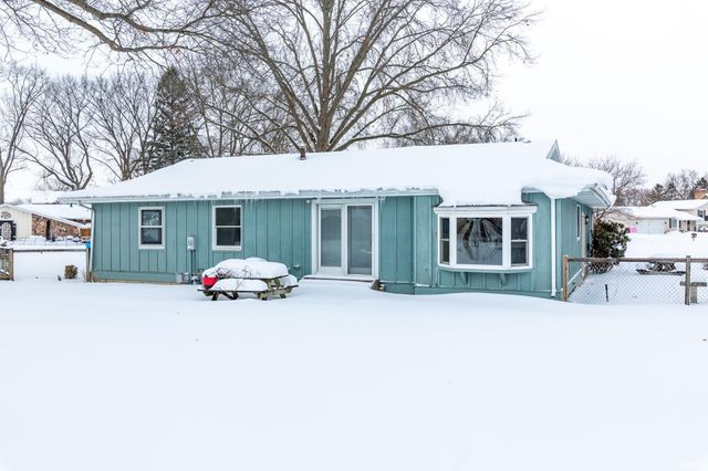 56044 Wynnewood Drive, Osceola, IN 46561