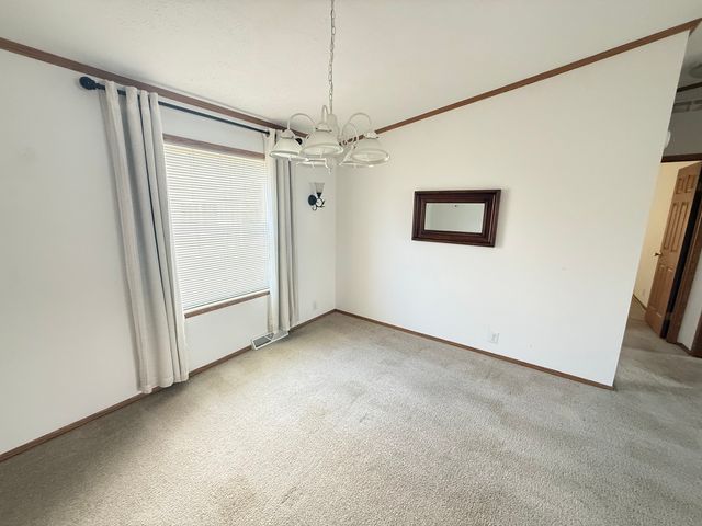 221 Begonia Drive, Matteson, IL 60443