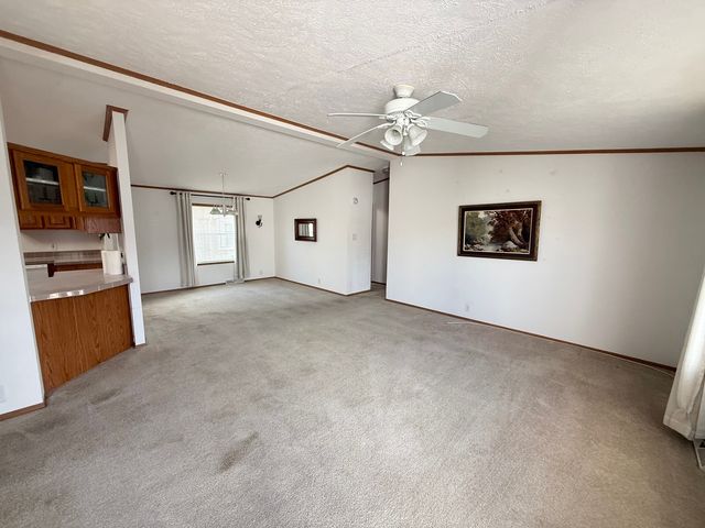 221 Begonia Drive, Matteson, IL 60443