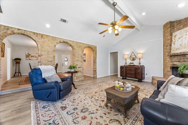 16427 Clearcrest Drive, Houston, TX 77059