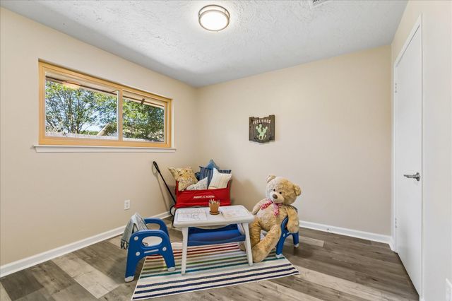 16427 Clearcrest Drive, Houston, TX 77059