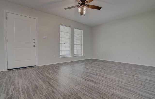 5301 Indio CIR B, Austin, TX 78745